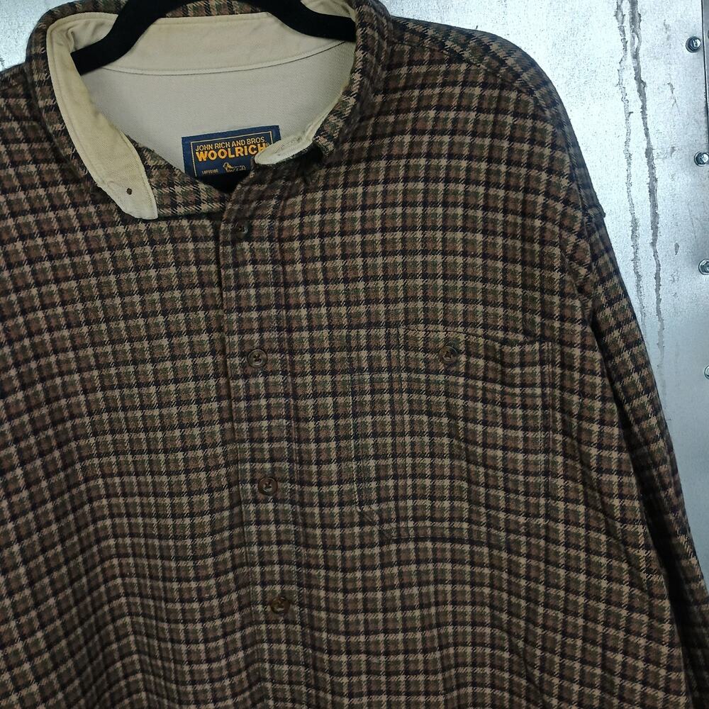Woolrich Plaid Wool Button Up Shirt Heavyweight Vintage 90s Outdoor XXL Camping
